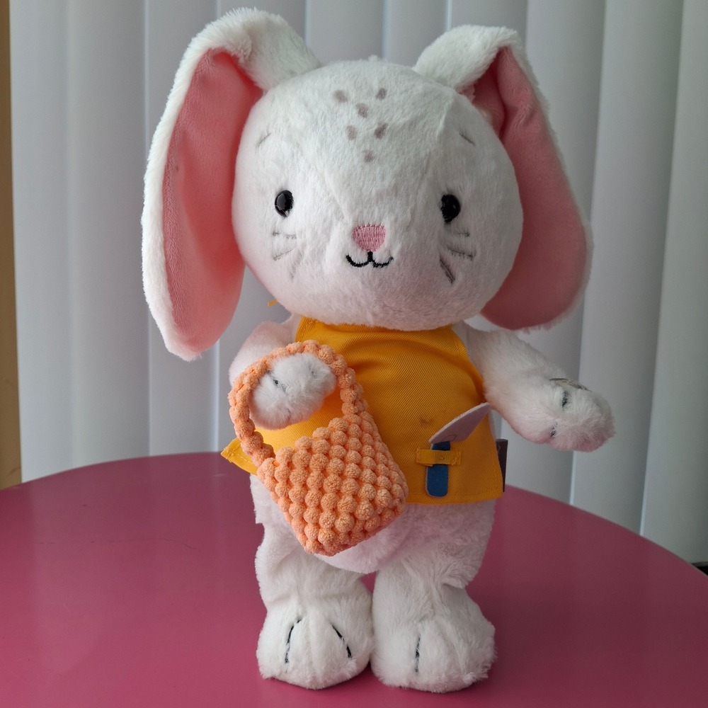 Hallmark White Plush Bunny Rabbit‎ Animatronic Singing Dancing Spring Animated
